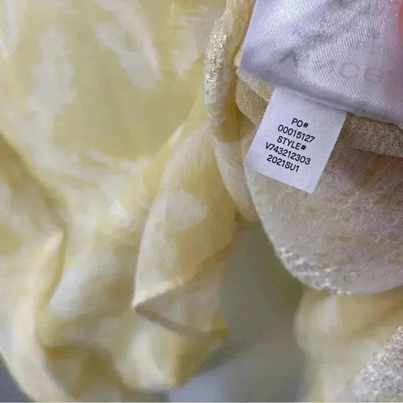 NWT Vince Pastel Floral Blouse Butter Yellow size XS - Picture 7 of 13